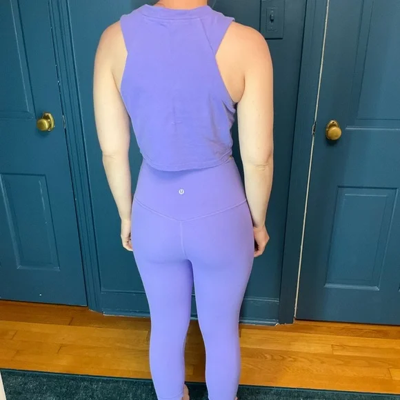 Lululemon Cropped Muscle Tank – Violet Purple | Size 4 - Picture 5 of 6